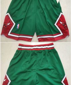 Men's Chicago Bulls Green Shorts (Run Small)