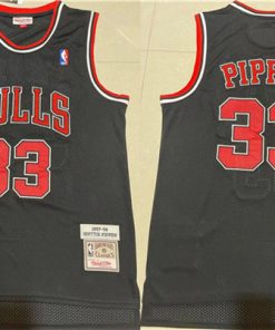 Men's Chicago Bulls #33 Scottie Pippen 1997-98 Black Throwback Stitched Jersey